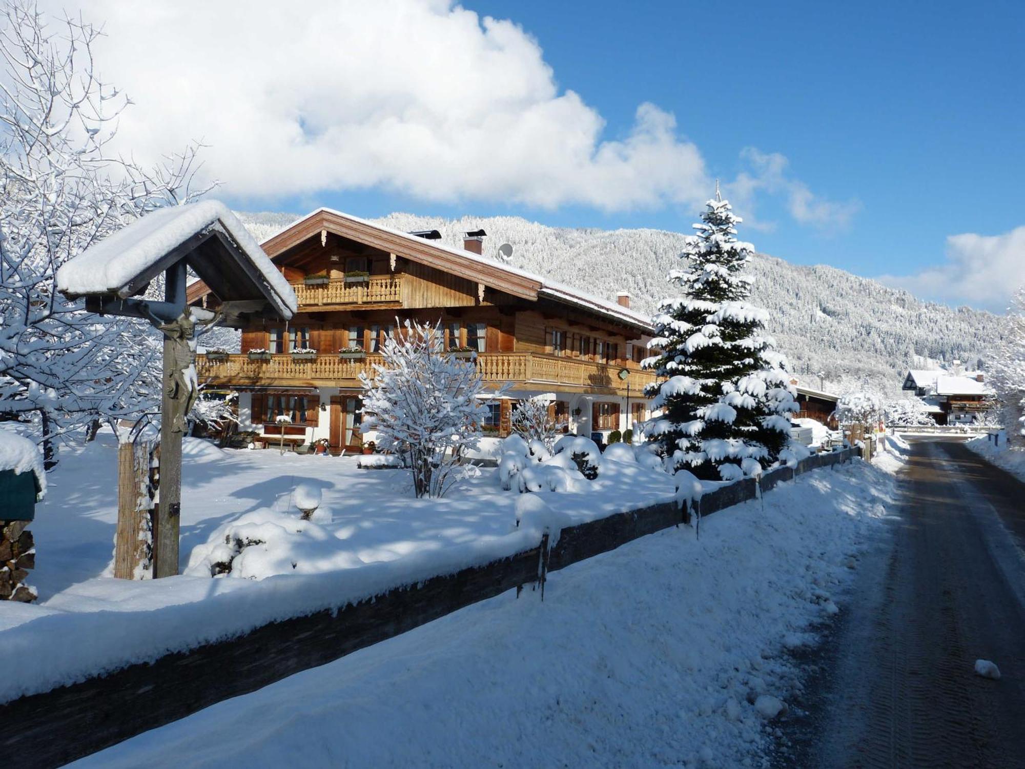 Apartment Gaestehaus Becher, Kreuth-point